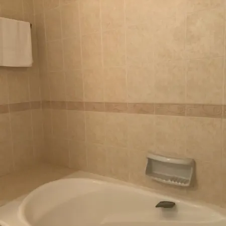 Limnaria Gardens - 1 Bedroom, Sunny With Stunning Pool Views Апартаменты