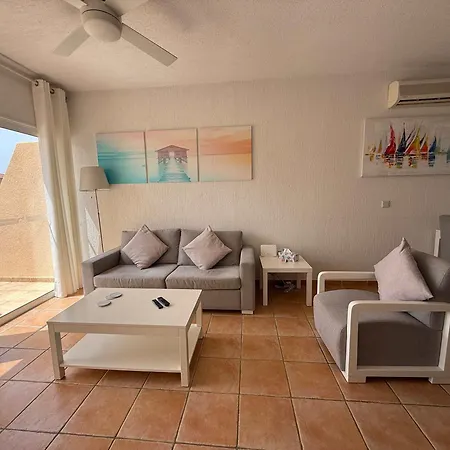 شقة Limnaria Gardens - 1 Bedroom, Sunny With Stunning Pool Views بافوس