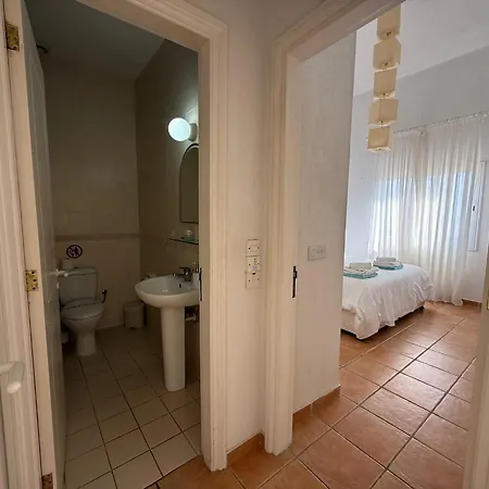 Limnaria Gardens - 1 Bedroom, Sunny With Stunning Pool Views *