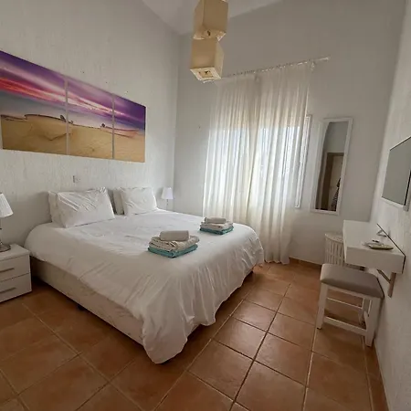 Appartement Limnaria Gardens - 1 Bedroom, Sunny With Stunning Pool Views