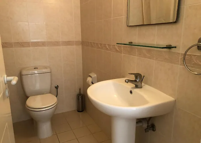 Limnaria Gardens - 1 Bedroom, Sunny With Stunning Pool Views *