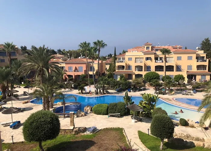 아파트 Limnaria Gardens - 1 Bedroom, Sunny With Stunning Pool Views